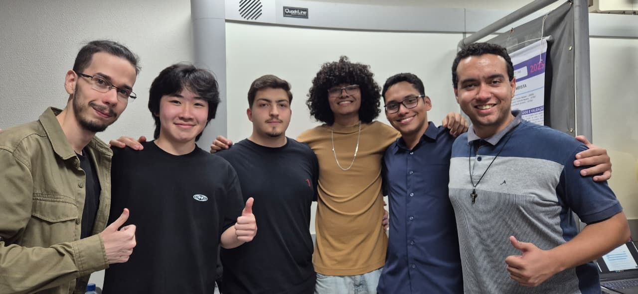 Equipe do projeto Mapa do Intercambista reunida